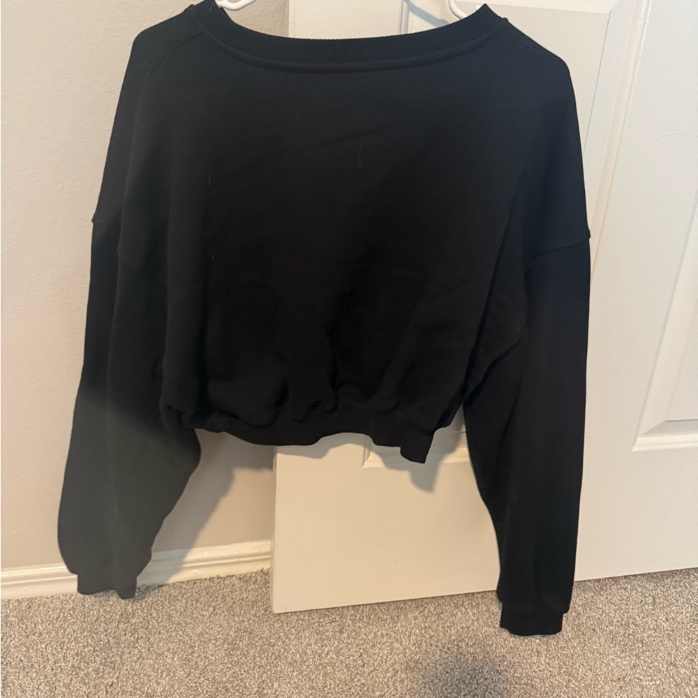 Oner Active Cropped V-neck Sweatshirt